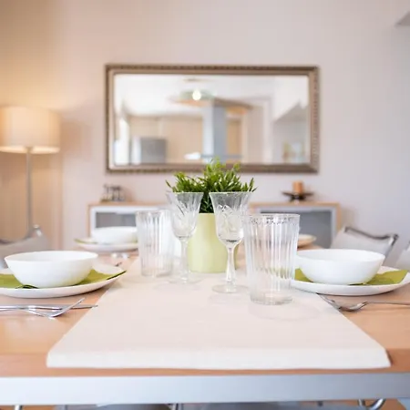 Spacious In The Center Апартаменты Пловдив
