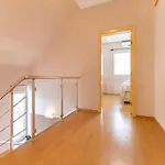 Spacious In The Center Апартаменты *