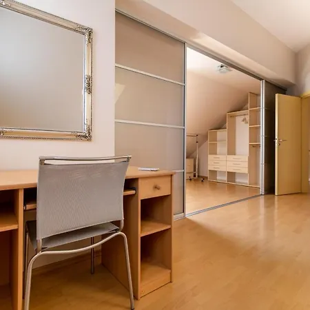 شقة Spacious In The Center بلوفديف