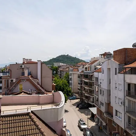 Spacious In The Center *