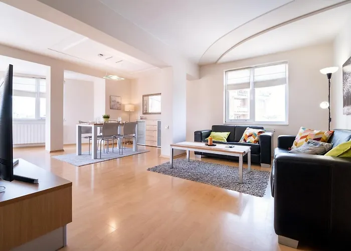 Spacious In The Center Plowdiw