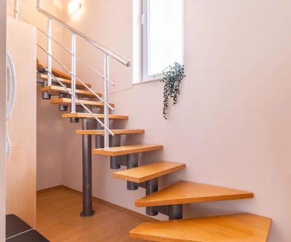 Spacious In The Center *